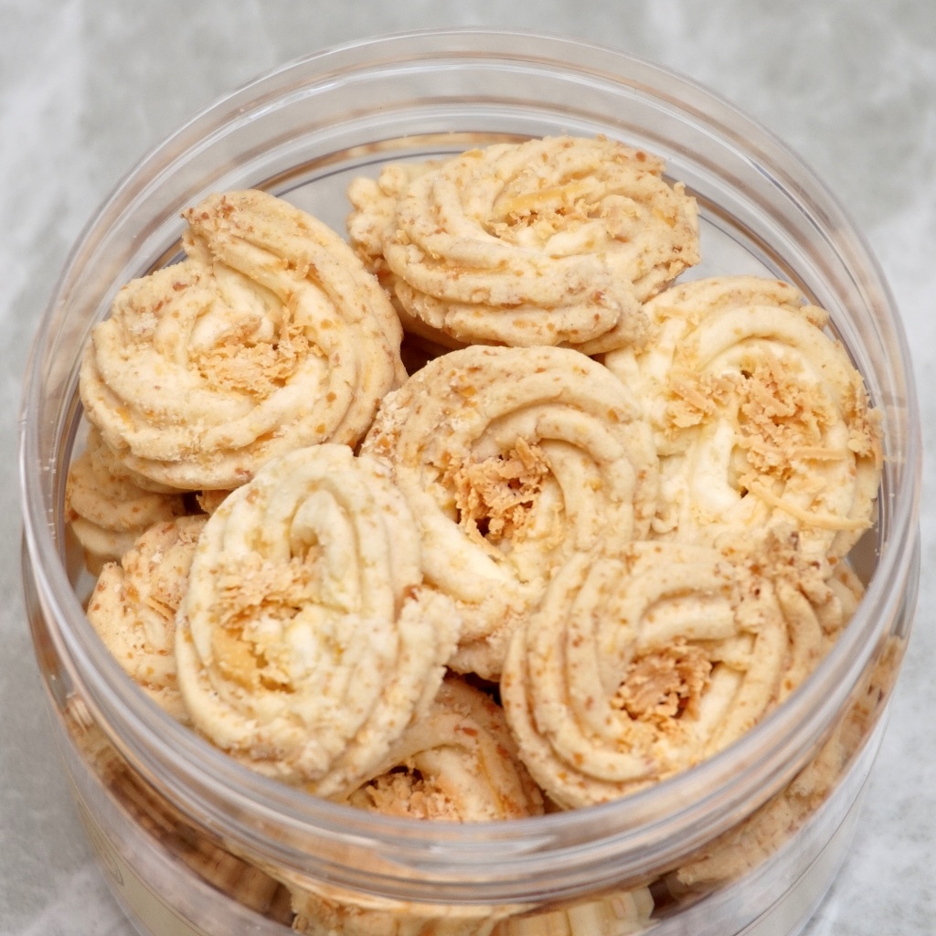 Close Up Sagu Keju Fiori Butter Cookies Kue Kering Enak Renyah Nikmat Premium Jakarta 